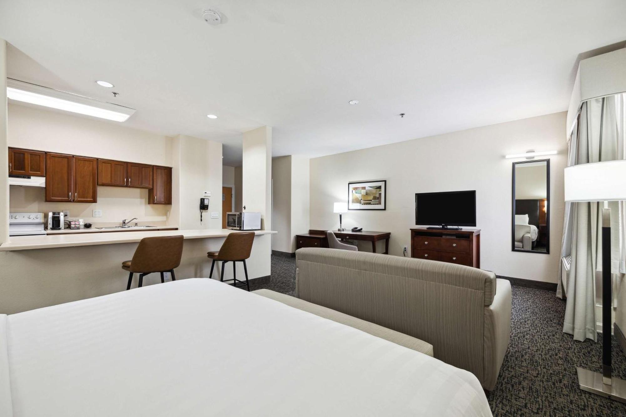 Best Western Plus Downtown Inn & Suites Houston Exterior photo