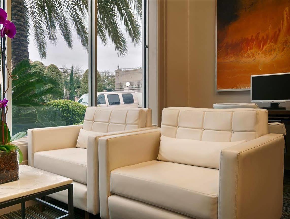 Best Western Plus Downtown Inn & Suites Houston Exterior photo